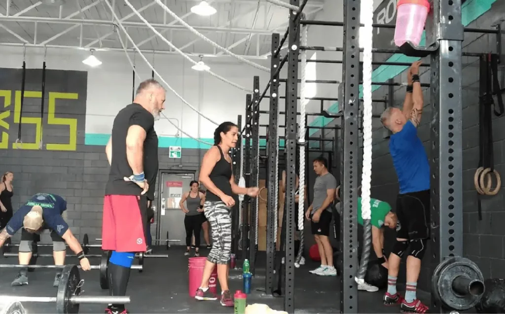 Group of people in Ottawa doing cross fit