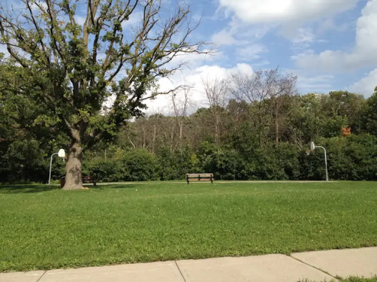 Coronation Park Basketball Courts in Ottawa