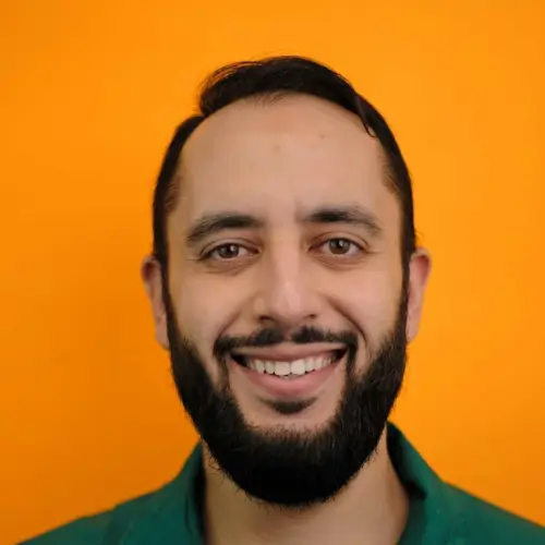 Ghaith | physiotherapist 13 Kent Chiro-Med practitioner in a teal clinic shirt